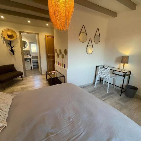 Chambres D Hotes Le Mas Julien Piscine Chauffee Adult Only 奥朗日 外观 照片
